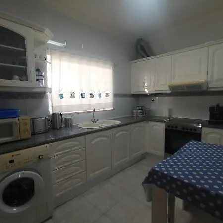 Great Flat With Front Pool View Apartmán *