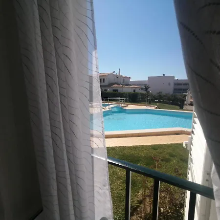 Great Flat With Front Pool View
