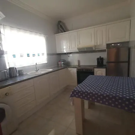 Great Flat With Front Pool View